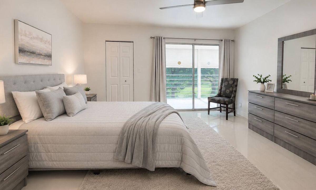 Survey Creek Condo | 2-bedroom condo in quaint Coconut Creek with AC and fitness room