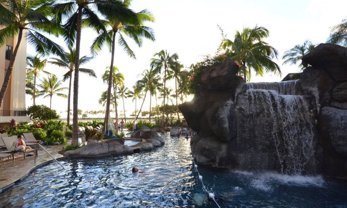 Waikiki Resort | 2 Story Penthouse 3 Bed, 3 Bath Ocean View - Lagoon Tower HGVC Hawaiian Village