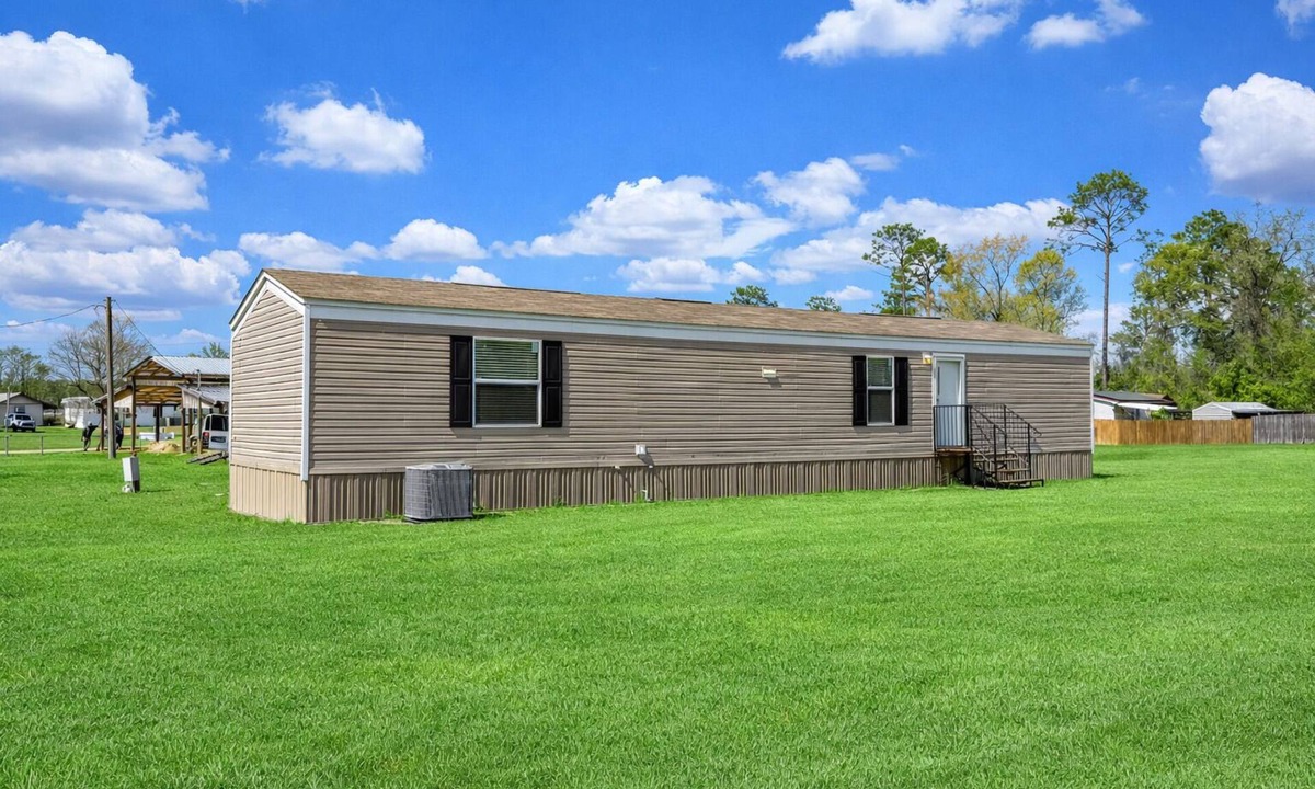 Donalsonville House | 2BR Lake Seminole Fishing cabin -2 Min Boat ramp 4 Min Big Jim's