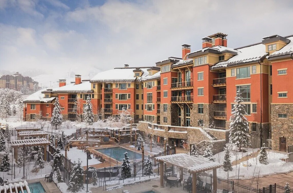 Park City Resort | 30% off Instant Booking Waldorf Gondola 3BR/3BA Fri 3/22/2024 - Sun 3/31/2024