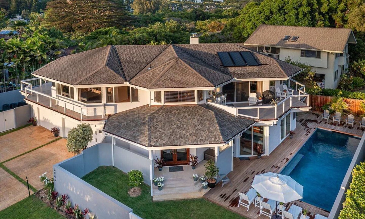 Princeville House | 4-Bedroom Home overlooking Hanalei Bay & Bali Hai