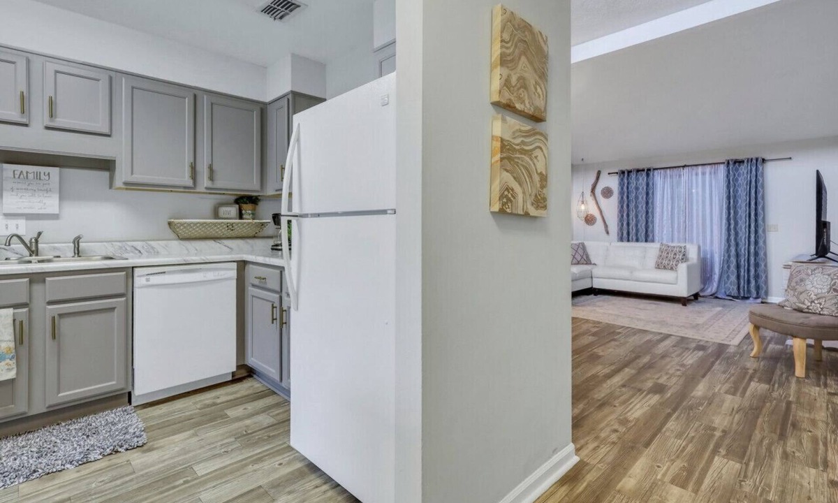 St. Marys Villa | Aint' Nothin' Fancy One