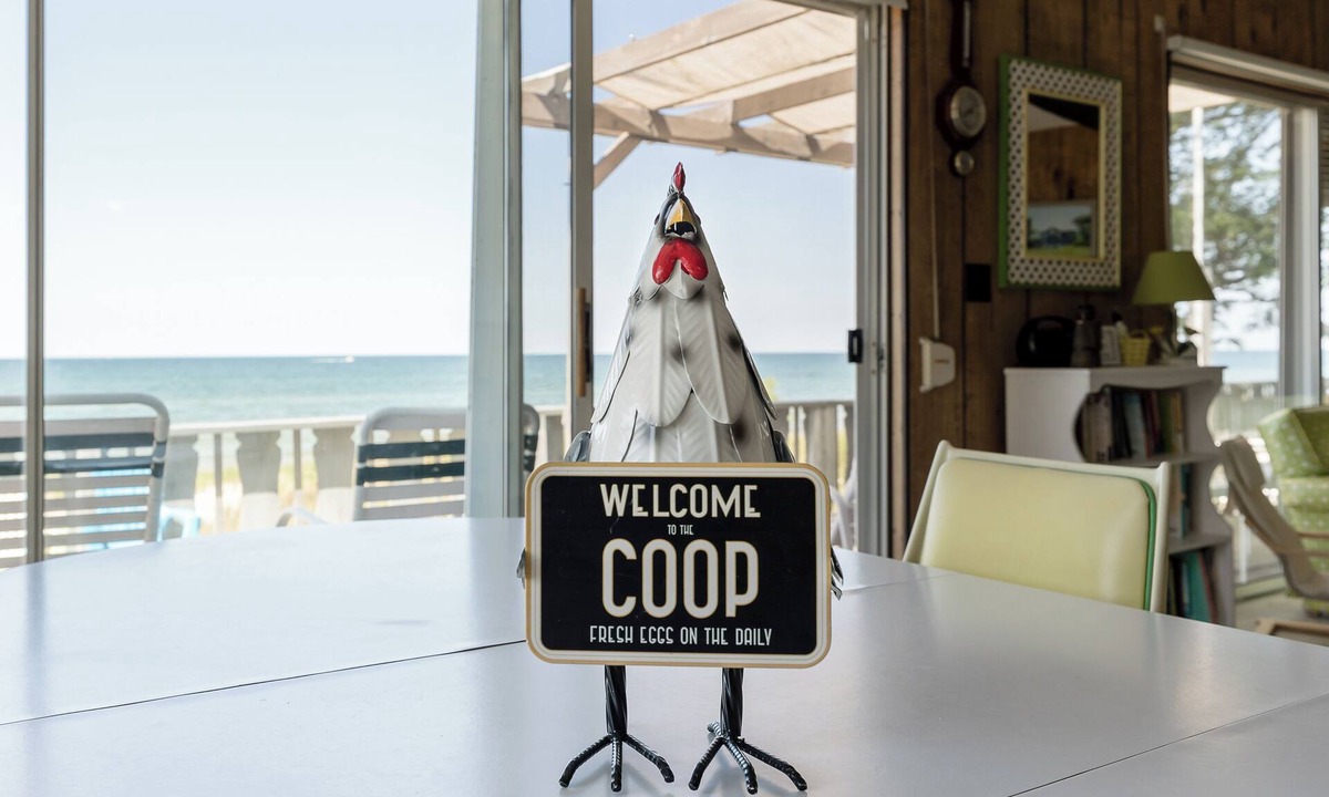 Spring Lake House | Beachfront cottage on North Shore Grand Haven