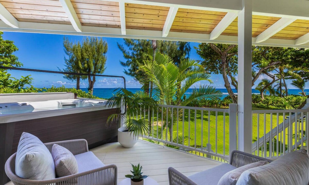 Hawaii Life Rentals Presents Haena | Wainiha