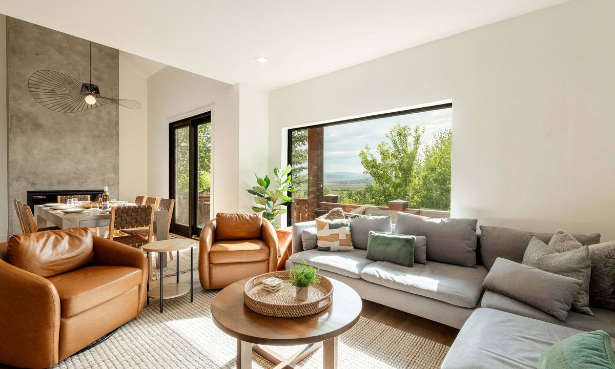 Bear Hollow Village House | Bear Hollow Basecamp, Hot Tub, Balconies, Pool Clubhouse