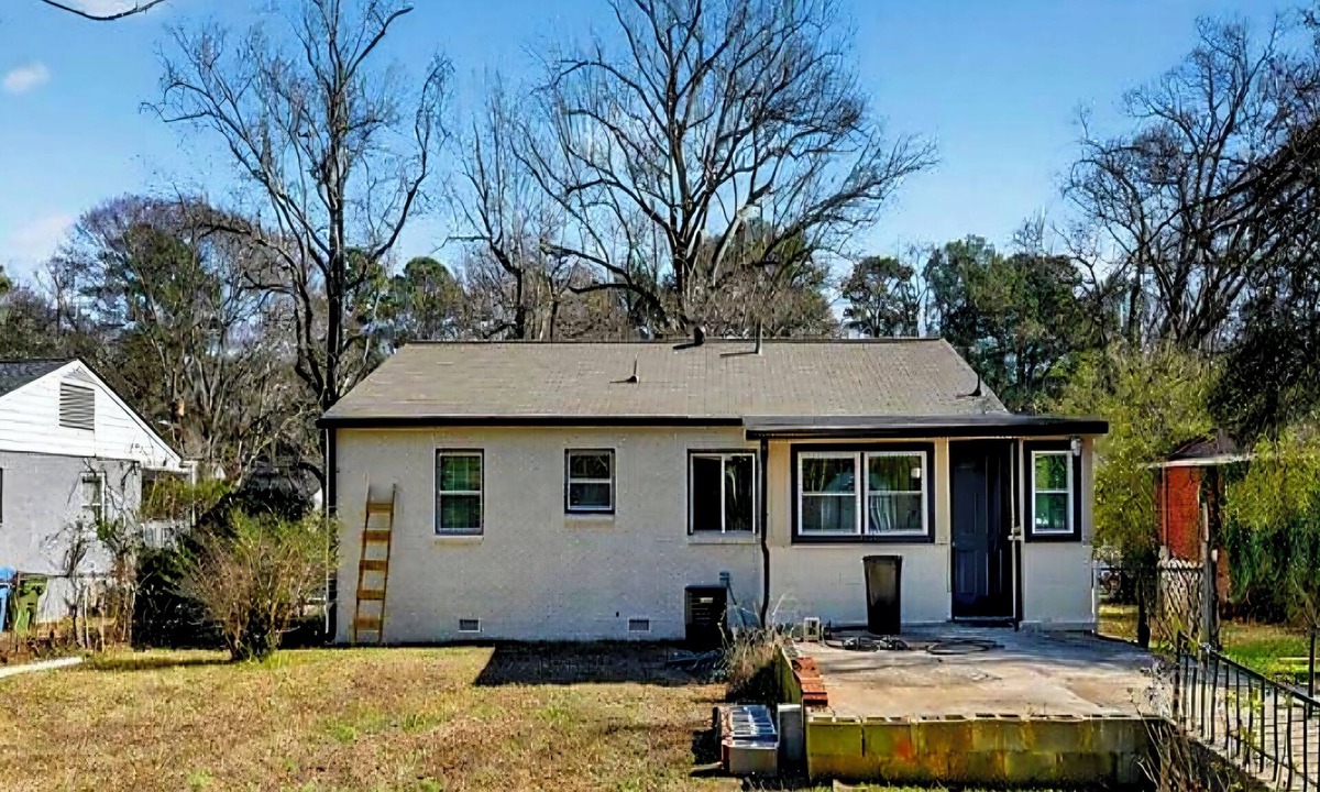 Atlanta House | Beautiful 3-bedroom house with beautiful yard in lovely Atlanta