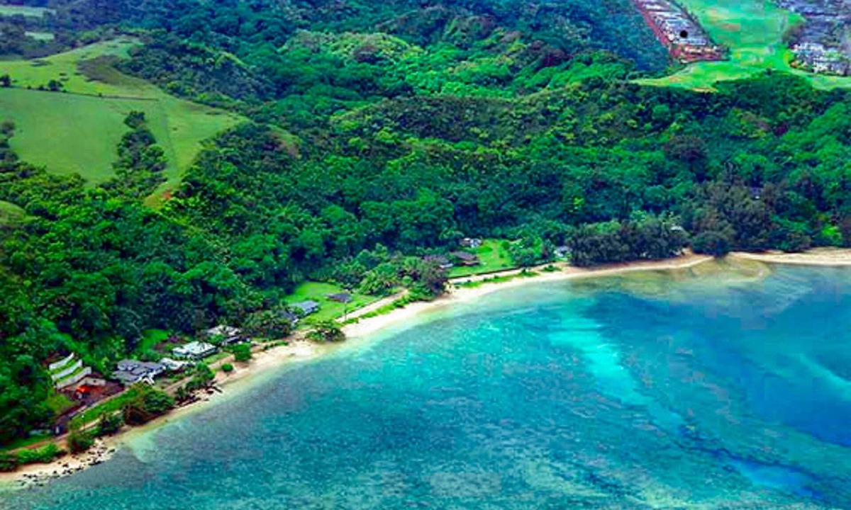 Kaiulani Condo | Beautiful 4 bedrooms above famous Anini Beach! Holiday Open!