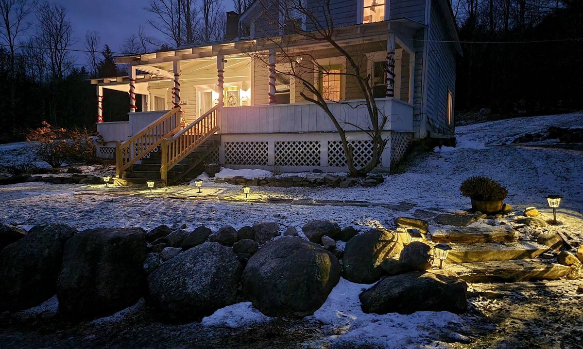 Hadley Cottage | Bluebear Cottage