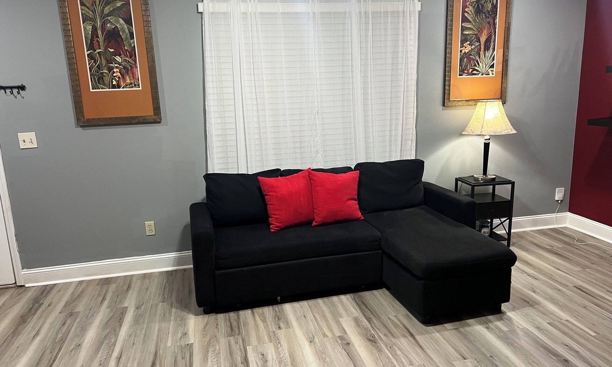 Stone Mountain House | Book Your Sweet Spot Stay 3BR Gem Near Stone Mountain Park & Atlanta Fun”
