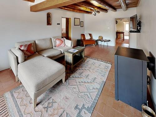 Chupadero House | Casa Sarita