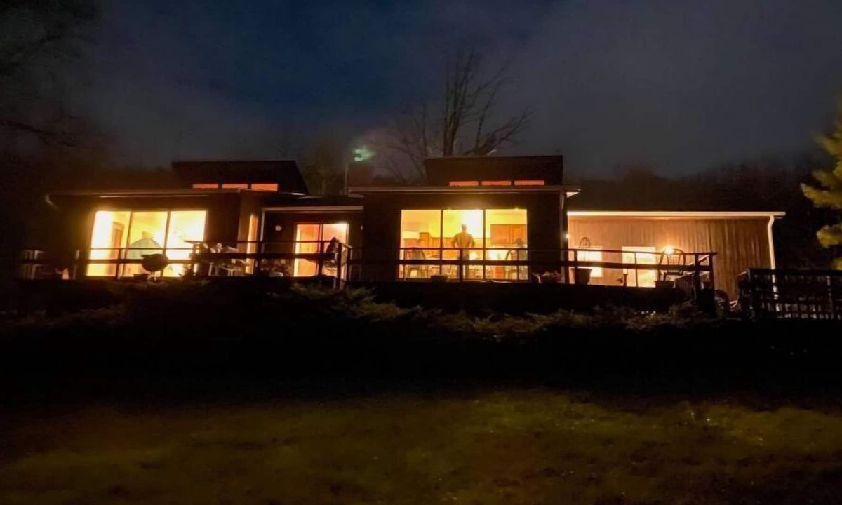 Oak Hill Apartment | Catskills mountain view 3br with Sauna/ Near ski
