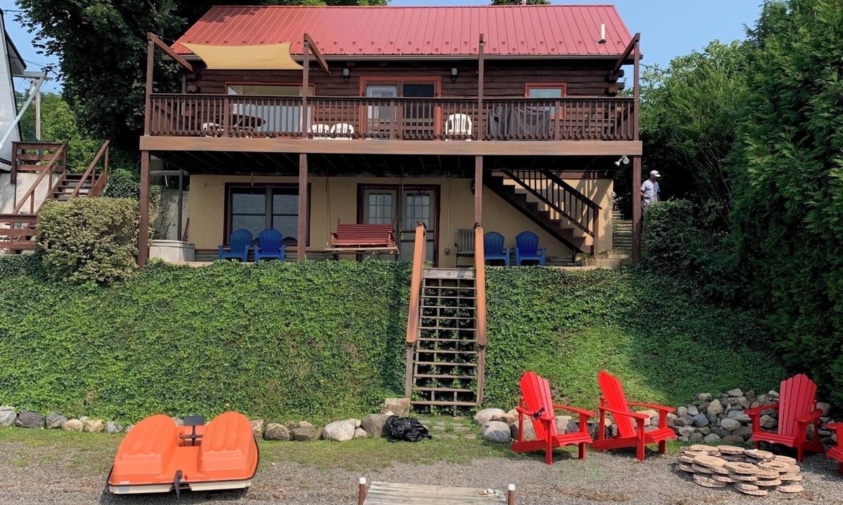 Town of Jerusalem Cabin | Charming 2-bedroom cabin on Keuka Lake close to Penn Yan & the Keuka Wine Trail