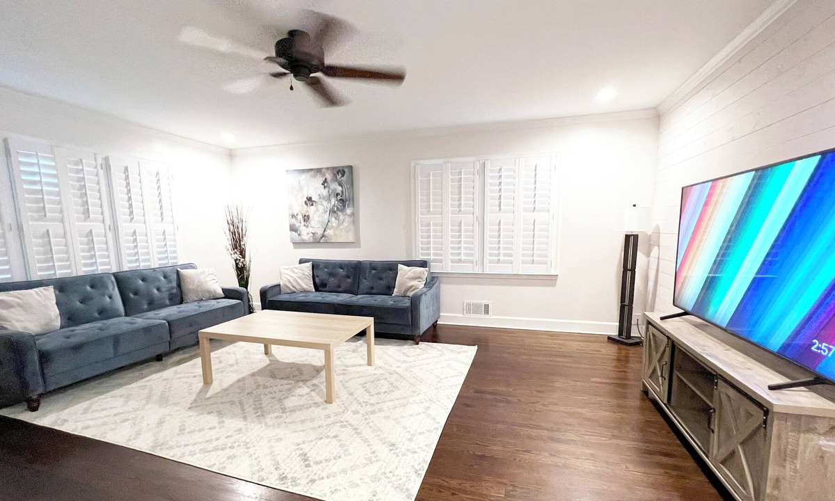 Sandy Springs House | Charming Retreat in the Heart of Atlanta