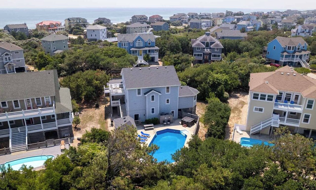 Ocean Hill House | Close to the Beach! Dogs Ok! Free Pool Heat through May! Specials! C5058