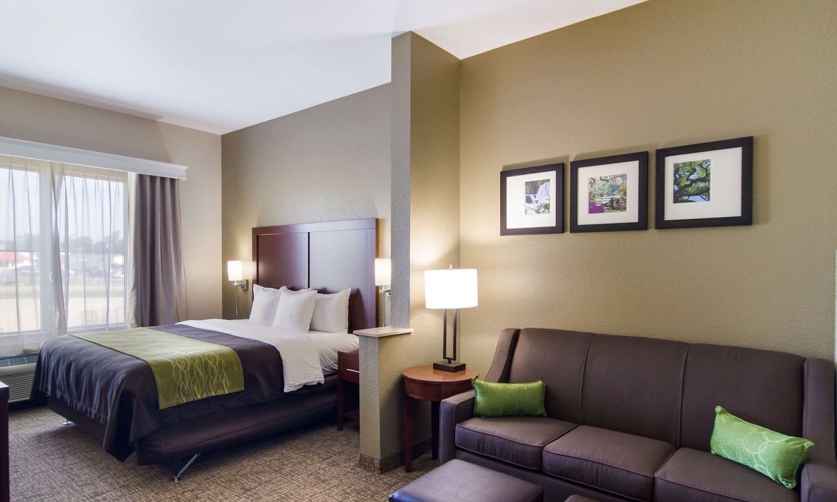 Blackshear Hotel | Comfort Inn Blackshear Hwy 84