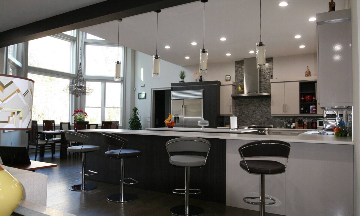 Lawrenceville House | Contemporary 5BR house in gorgeous Lilburn