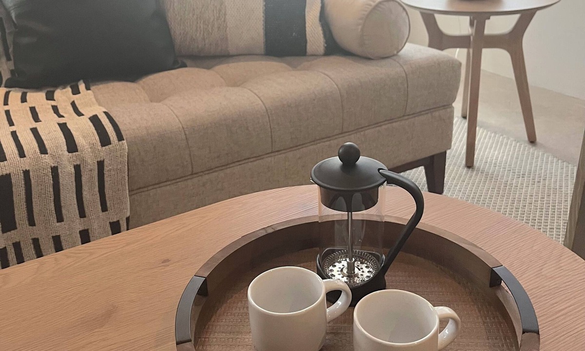 Southside Condo | Cozy 1-bedroom Modern Loft Apartment in lovely Santa Fe