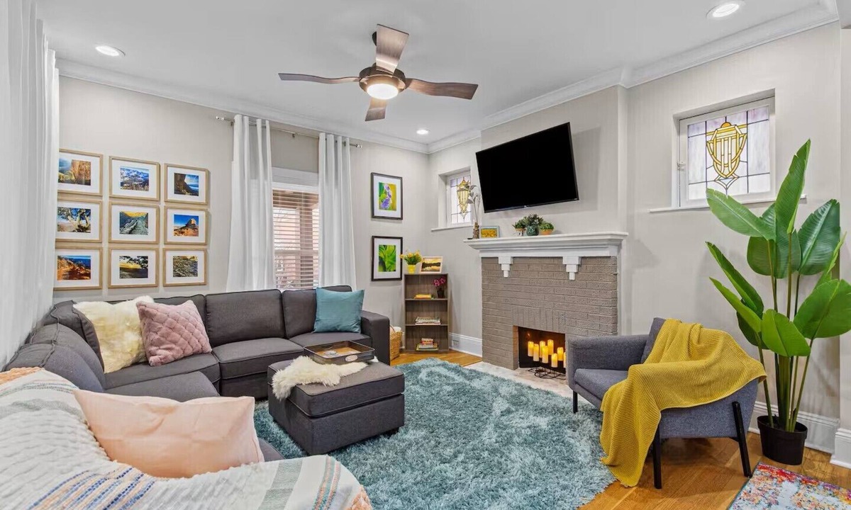 Clayton-Tamm House | Cozy, Family-Friendly Retreat by Forest Park & Zoo