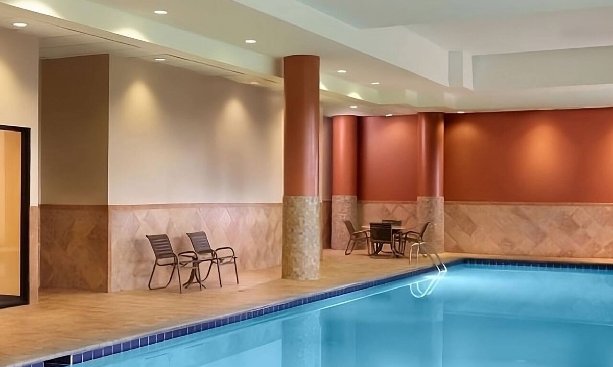 Cumberland Apartment | Discover Atlanta's Cumberland Area in Comfort! Pets are Welcome! Pool Available!