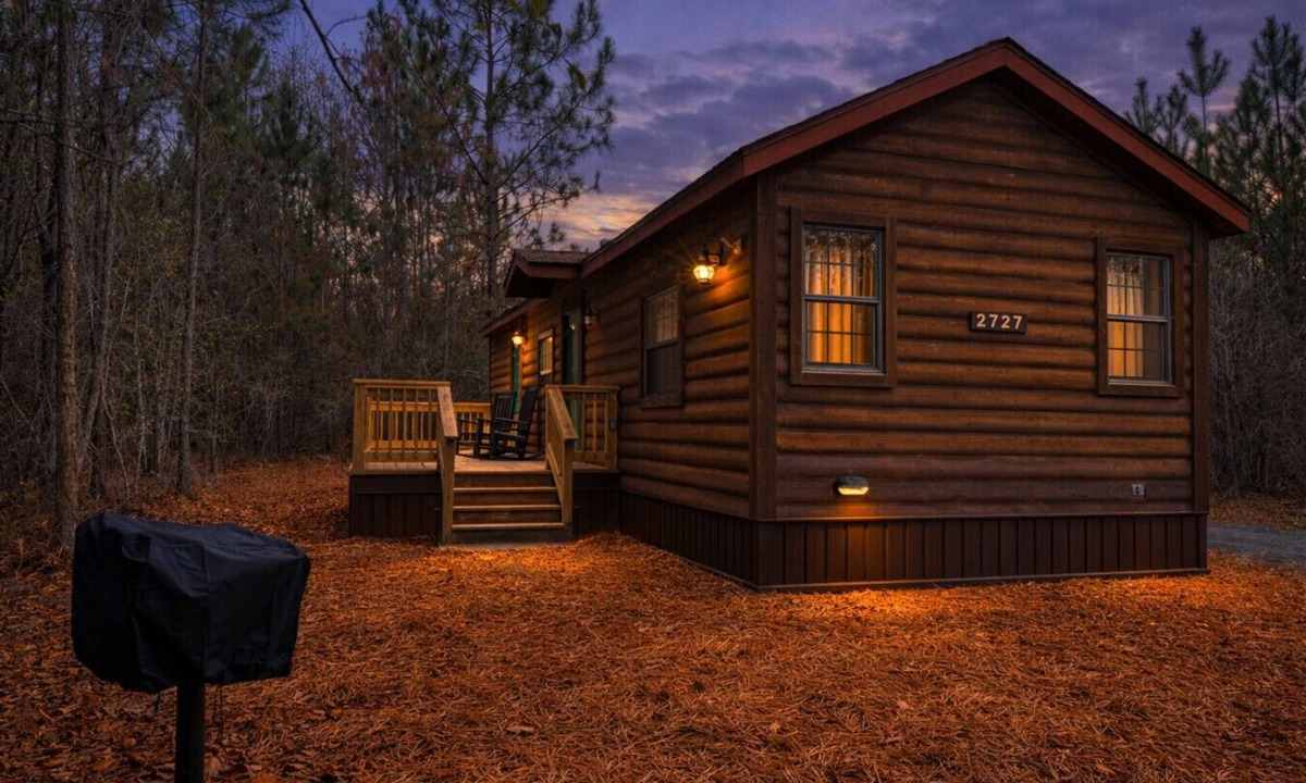 Irwinville Cabin | Disney Fort Wilderness Cabin – The Scout (Close to I-75)