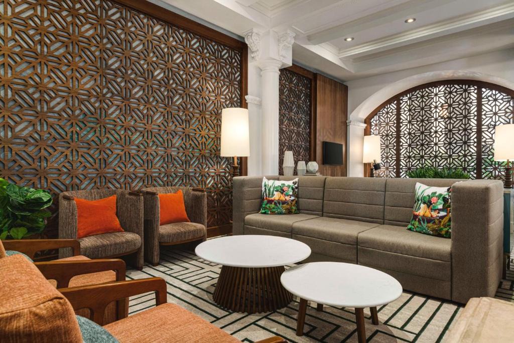 Harbordale Hotel | Embassy Suites by Hilton Fort Lauderdale 17th Street