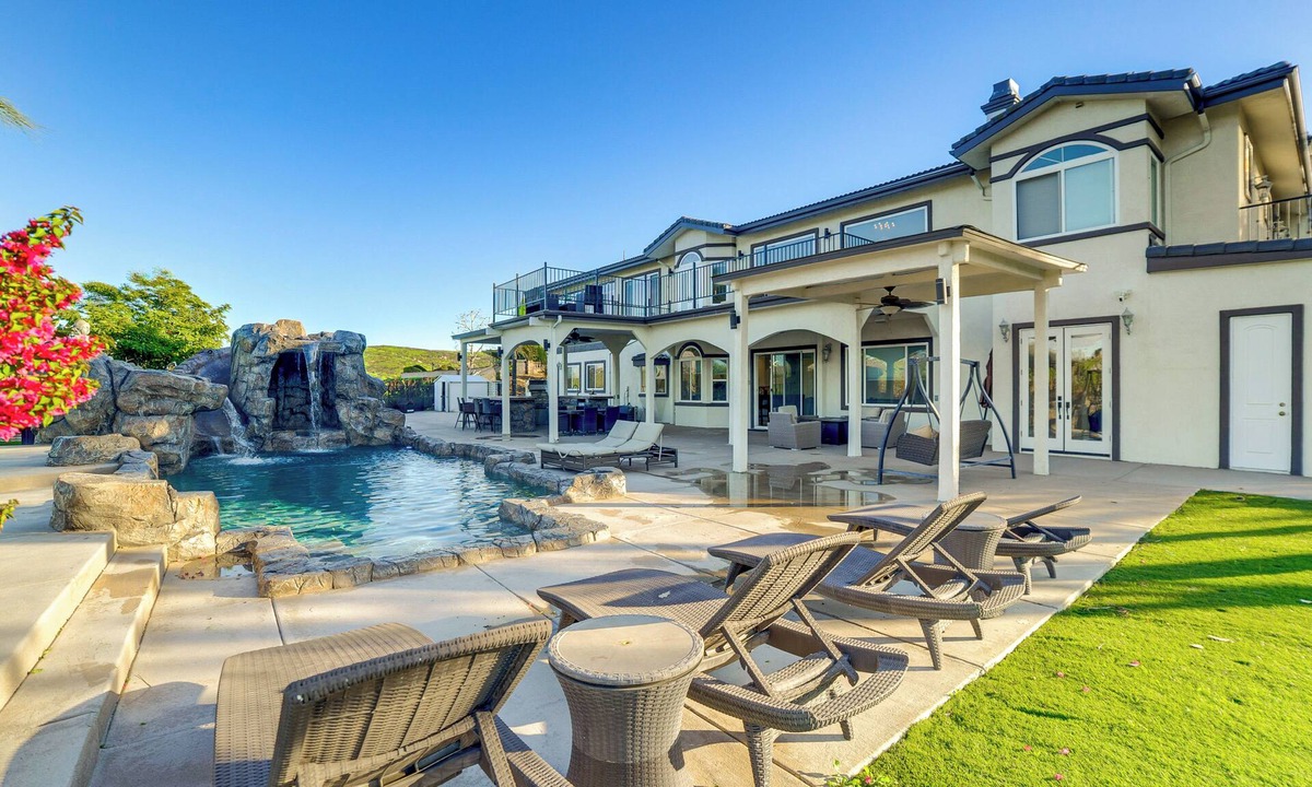 Alessandro Heights House | Expansive Riverside Mansion! Luxe, Family Friendly