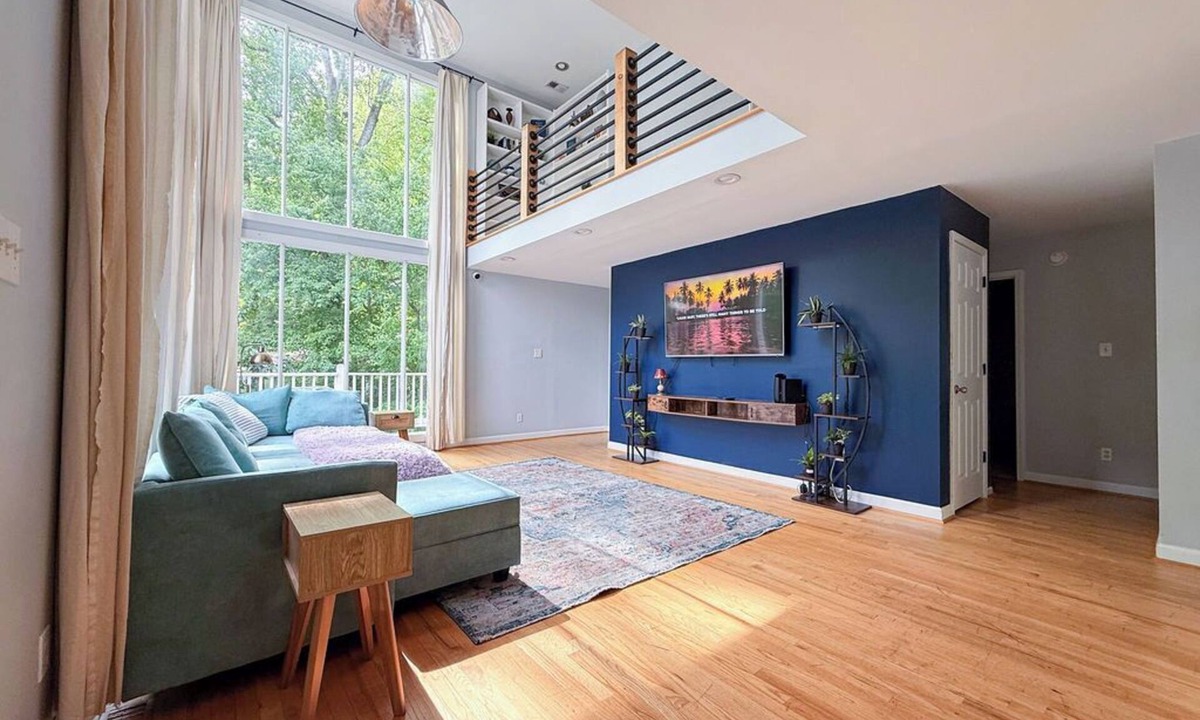 Cumberland House | Five Bedroom Brookview Estate