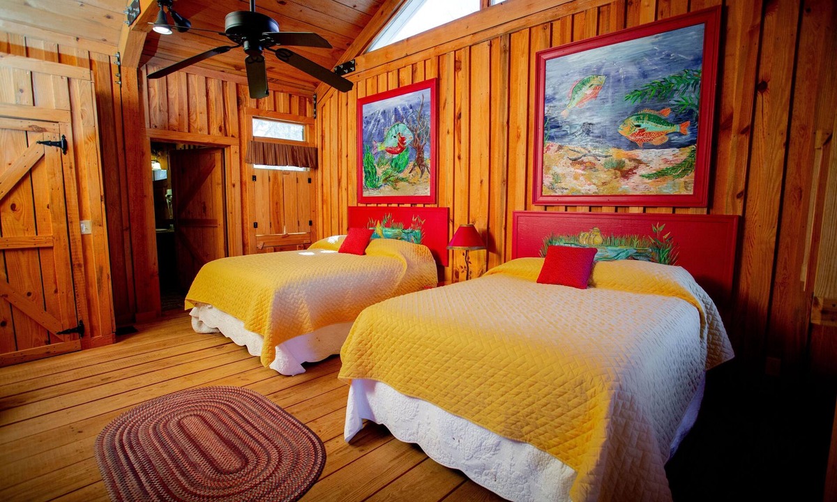 Swainsboro Cottage | Flat Creek Lodge Red Breast Cottage 1 hr 15 min form Augusta National