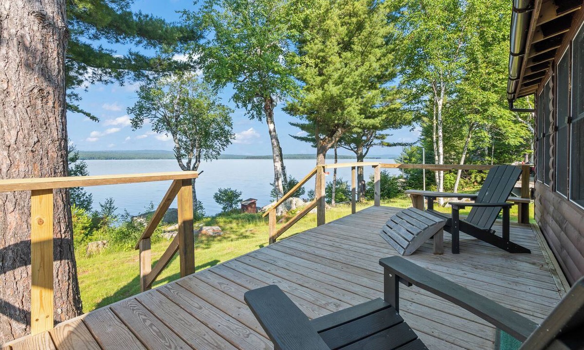 Rangeley Plantation House | Four Loons | Waterfront | Pet Friendly