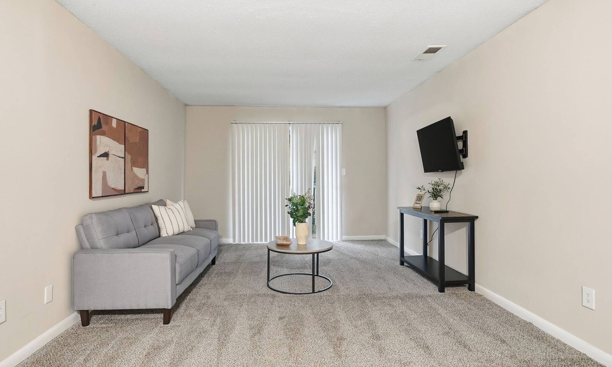 Duluth Apartment | Freshly updated 2BR near hotspots