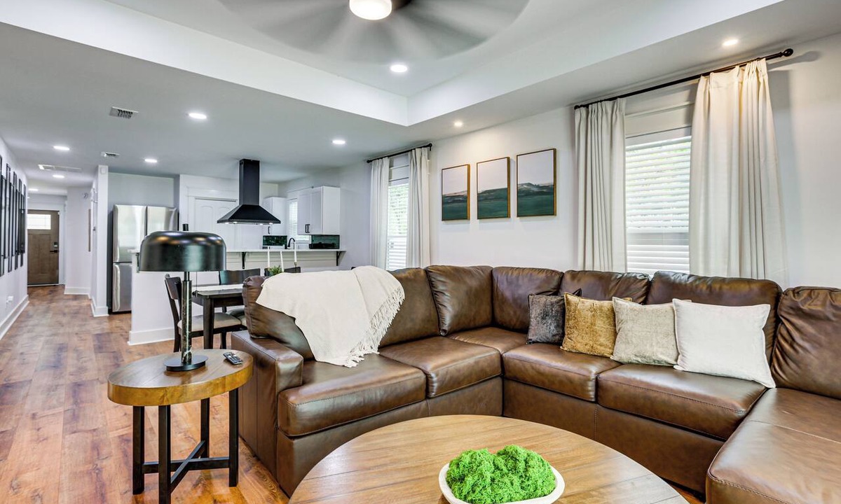 Tallahassee House | Gateway to FSU & FAMU! Family-Friendly Retreat