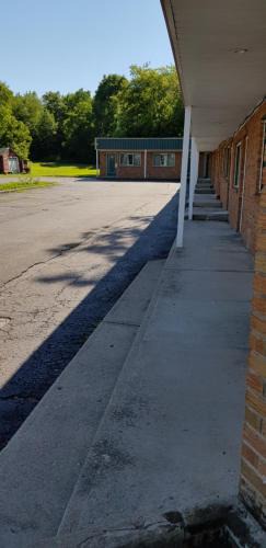 Mount Morris Hotel | Greenway Motel