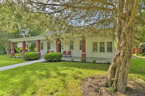 Hampton House | Hampton Sanctuary w/Fire Pit & Fenced Yard!