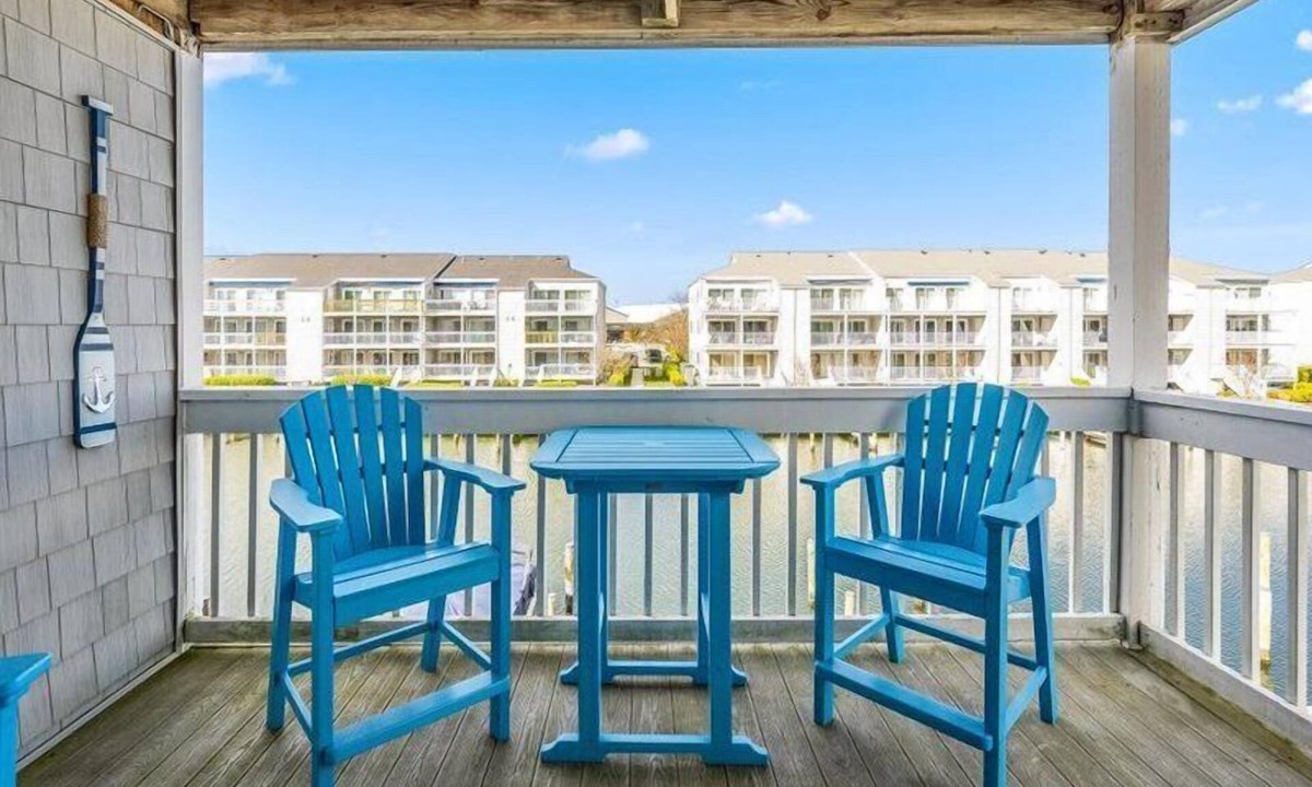 North Ocean City Condo | Hidden Harbour F 219 - 1 br/1 bath with outdoor pool in north OC close to shops/restaurants