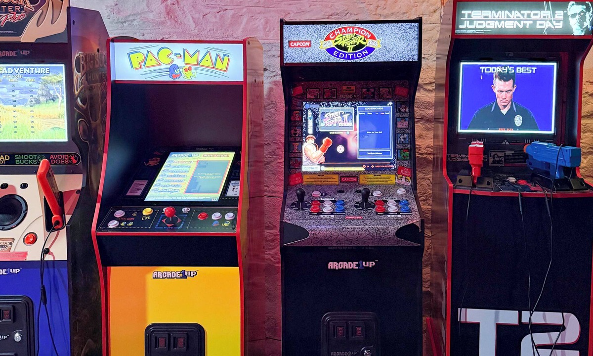 Benton Park House | Historic Benton Park STL Home: Game Room & Yard!