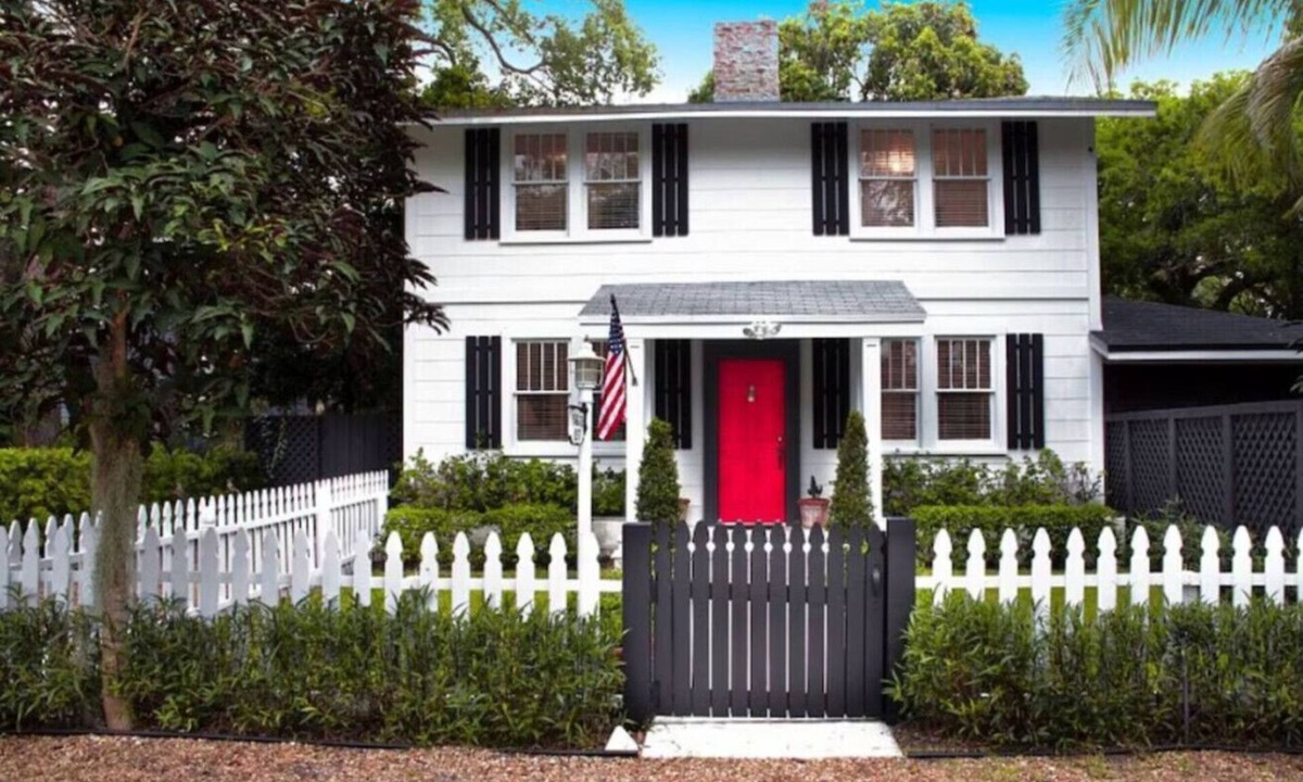 Sailboat Bend House | Historic Sailboat Bend Home - 5 Min to Las Olas & 4 miles to the Beach