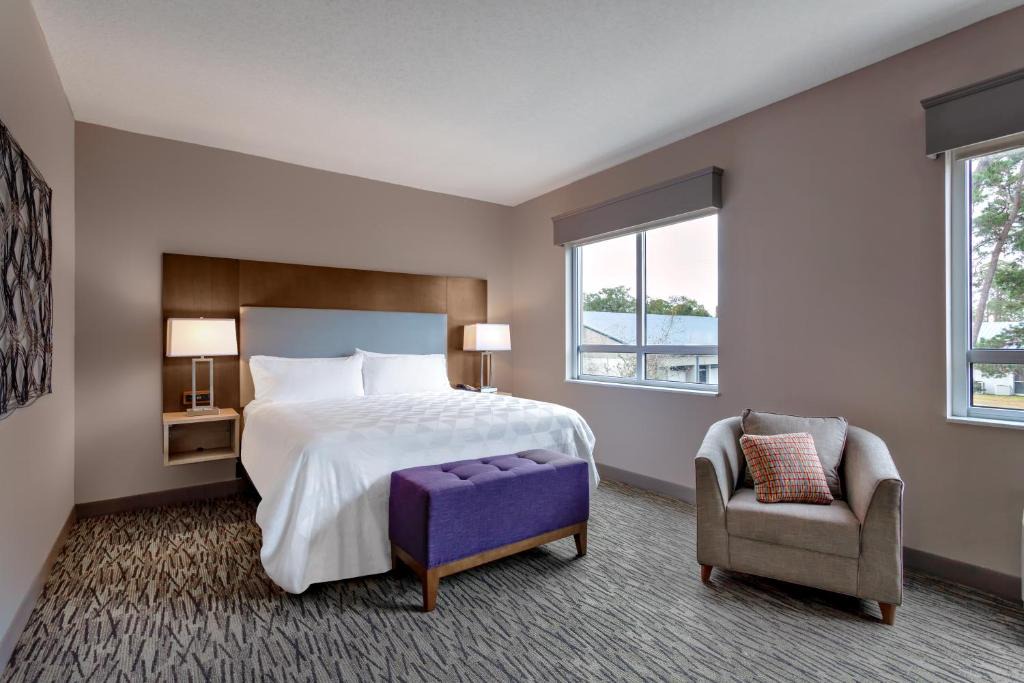 Tallahassee Hotel | Holiday Inn - Tallahassee E Capitol - Univ by IHG