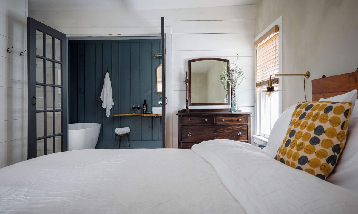 Mount Tremper Hotel | Howland House