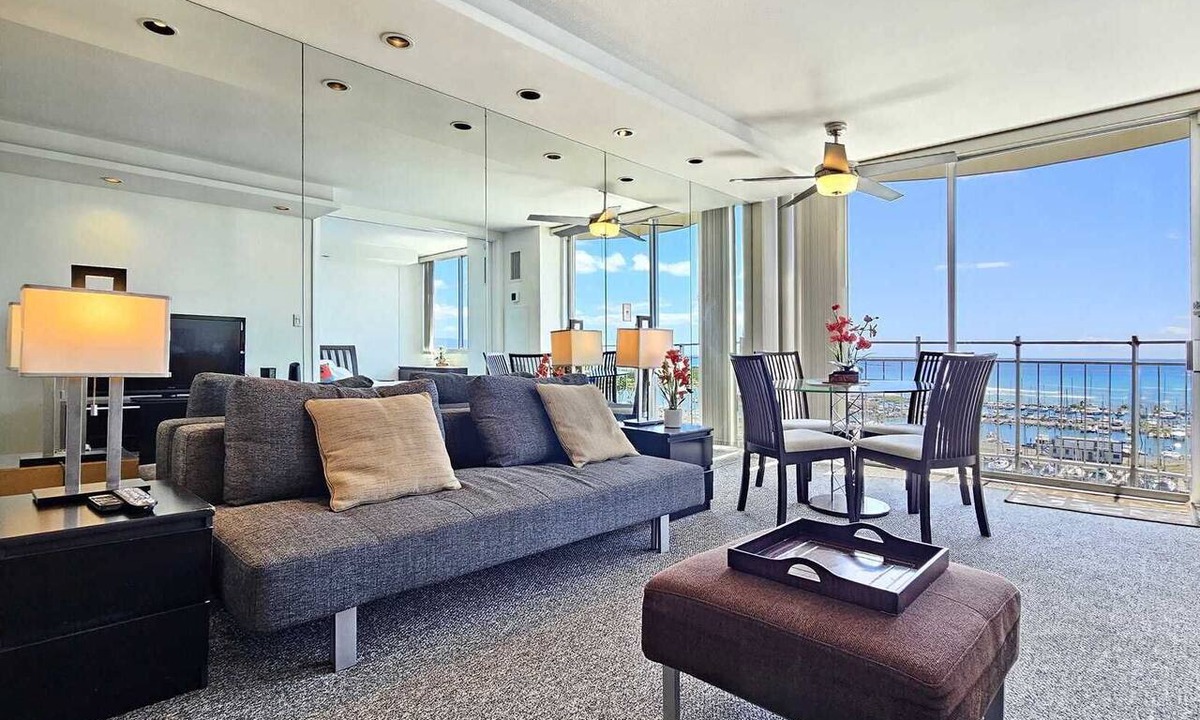 Waikiki Condo | Ilikai Marina 1192 Ocean/Sunset Views King Bed, Sofa Bed