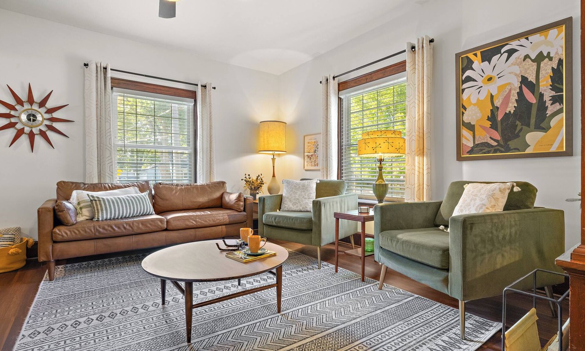 Lakeside House | L2 - 5BR Fall Retreat Fire Pit, Fenced Yard, 1 Mile to Lake Michigan Beach
