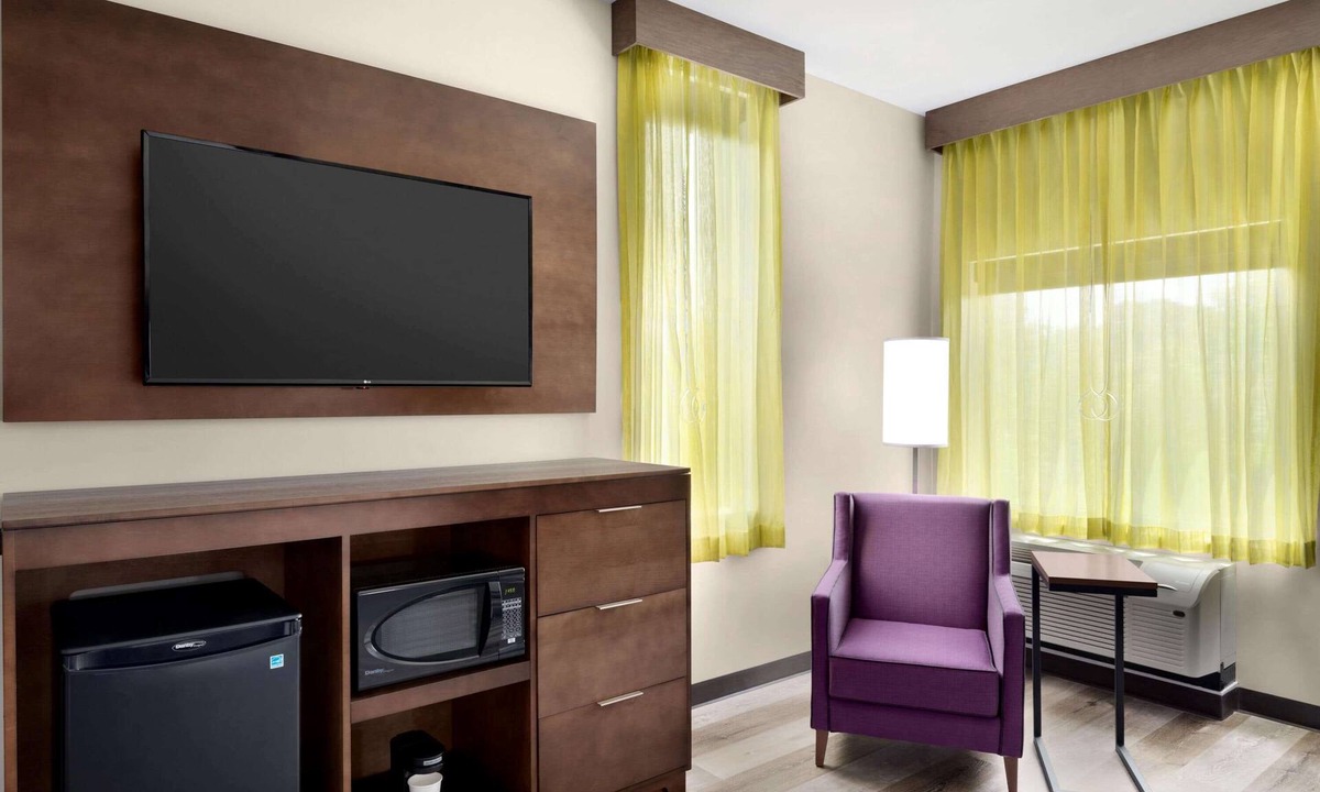 Braselton Hotel | La Quinta Inn & Suites by Wyndham Braselton