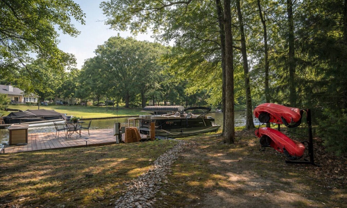 Eatonton Apartment | Lake Oconee Dock Kayaks Game Room Pet Friendly