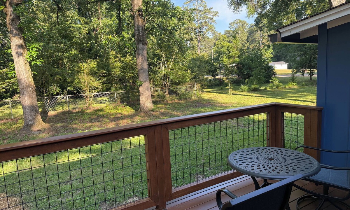 Mount Berry House | Landing Pad, for Rome tennis center, golf course, Berry College, & downtown Rome