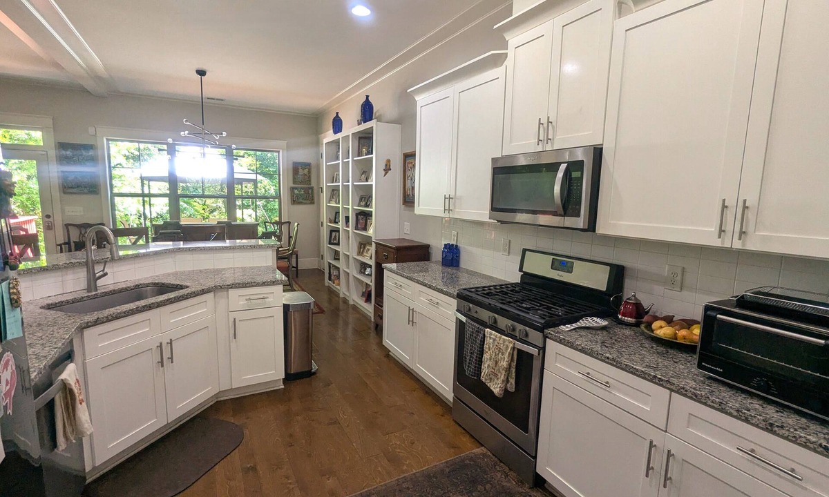 College Park House | Lovely 4-bed house in Atlanta, 5-min to Hartsfield-Jackson International Airport