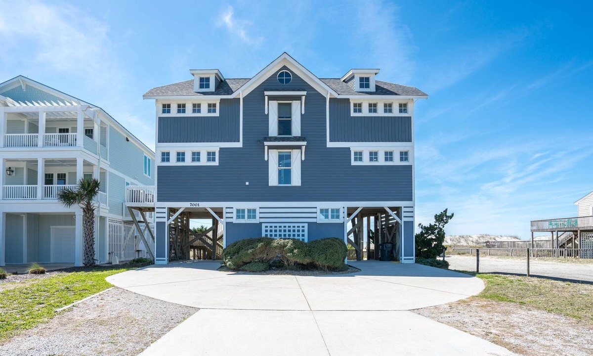 Yaupon Beach House | Luxurious oceanfront located in OKI's Paradise Shores - Blue Bayou