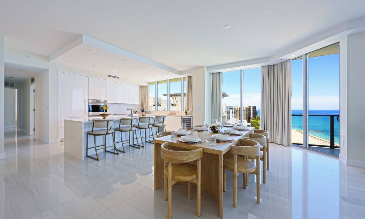 Singer Island Hotel | Luxury Beachfront Fully Furnished Penthouse in Singer Island!