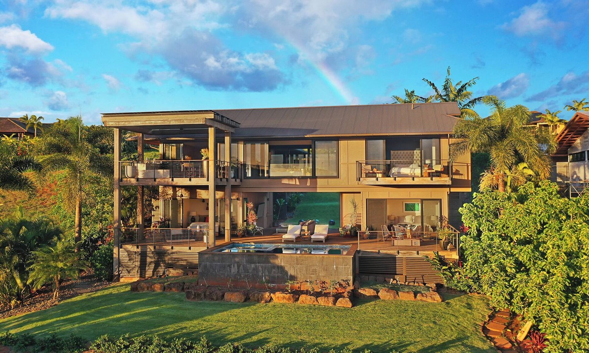 Koloa House | Luxury Kukui’ula 4 master suites