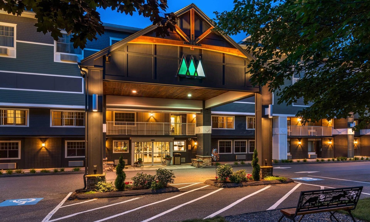 Augusta Hotel | Maine Evergreen Hotel, an Ascend Collection Hotel