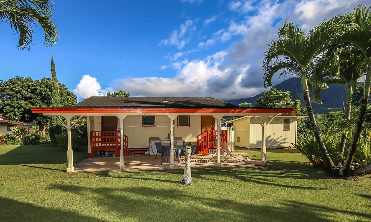 Hanalei House | Malolo Cottage - a studio/1ba home near the beach in Hanalei