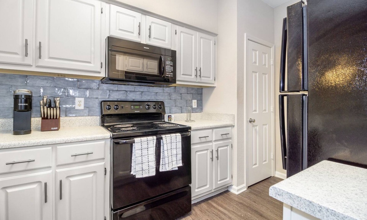 Lawrenceville Apartment | Modern Apartment in Prime Location (ID2641X01)